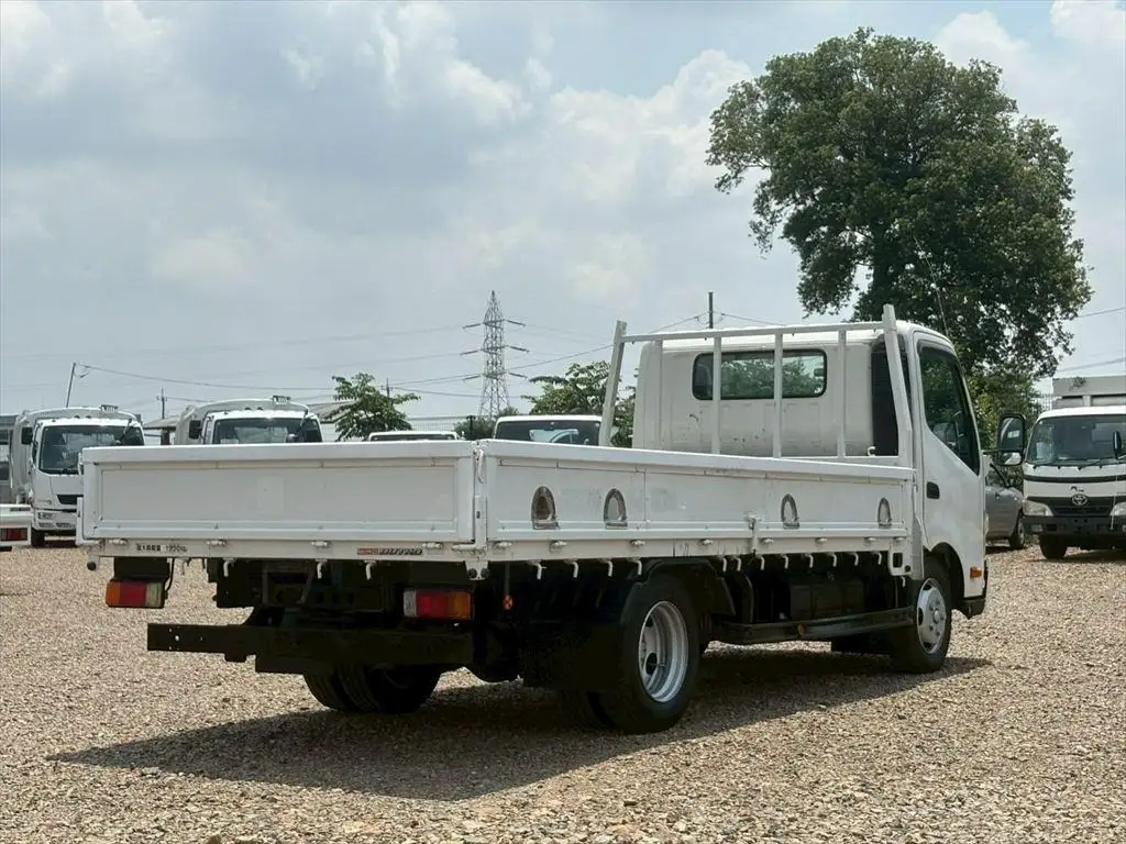 日野 デュトロ 小型 平ボディ SKG-XZC710M H23の中古トラック画像4
