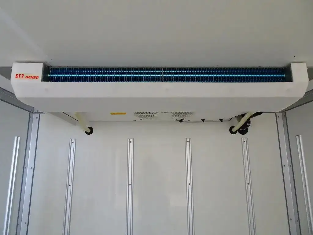 トヨタ トヨエース 小型 冷凍冷蔵 中温 床ステンの中古トラック画像6