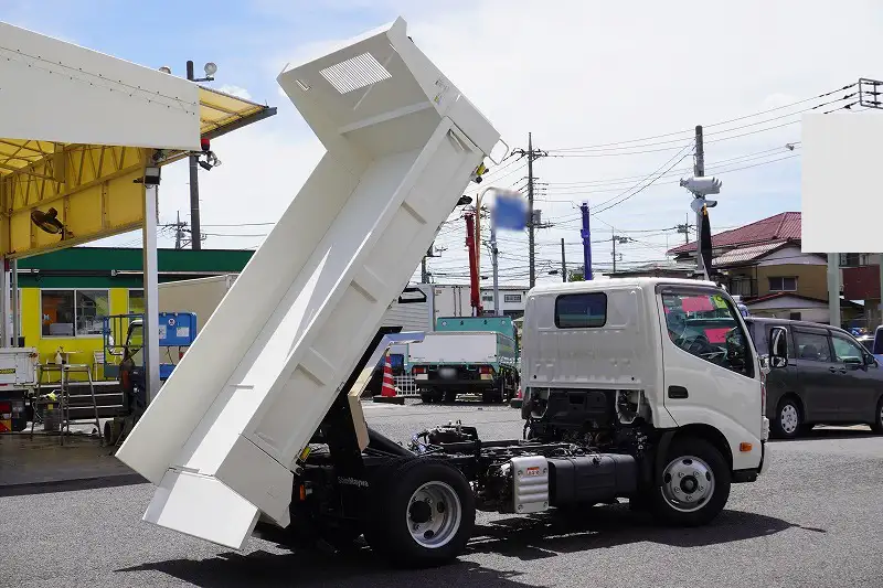 日野 デュトロ 小型 ダンプ Lゲート ローダーの中古トラック画像4