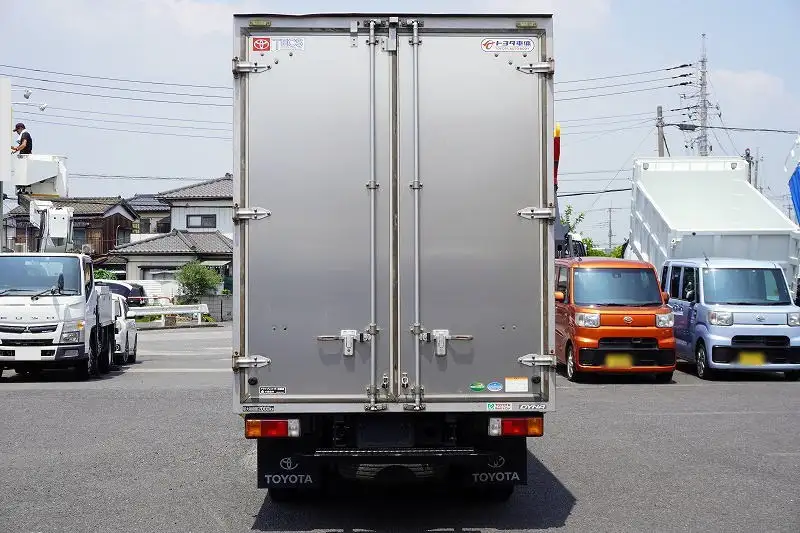 トヨタ ダイナ 小型 アルミバン サイドドア TPG-XZC605の中古トラック画像3
