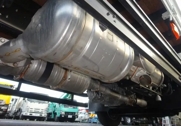 三菱 ファイター 中型/増トン 平ボディ ベッド 2KG-FK62FZの中古トラック画像18