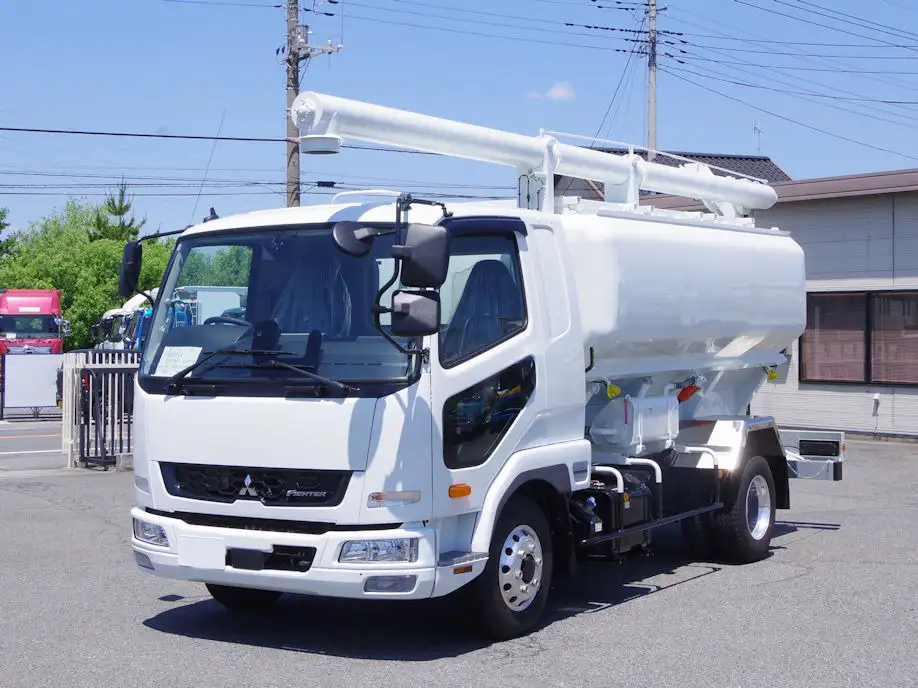 三菱 ファイター 中型/増トン タンク車 バルク 2KG-FK62F の中古トラック【車両No.192070】