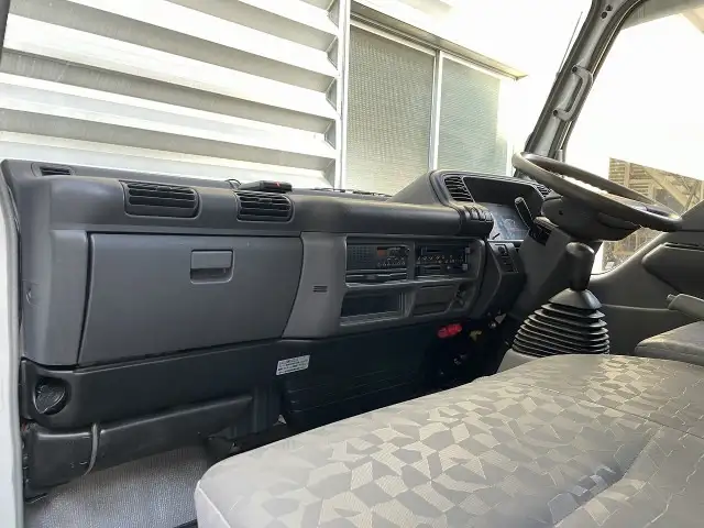 いすゞ エルフ 小型 ウイング 幌ウイング PB-NKR81ANの中古トラック画像10