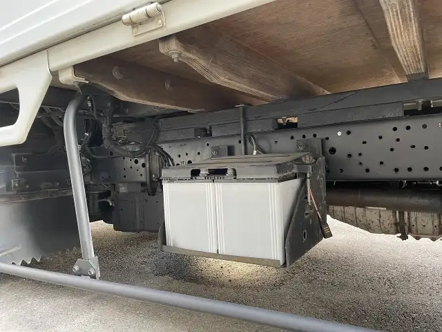 いすゞ エルフ 小型 ウイング 幌ウイング PB-NKR81ANの中古トラック画像15