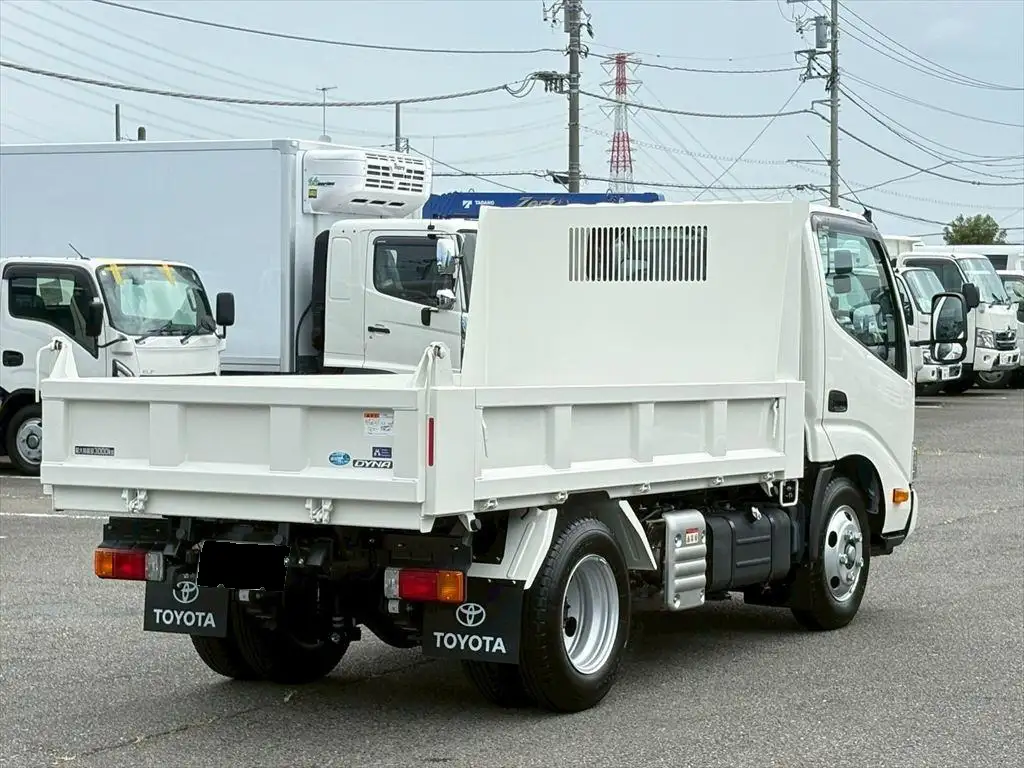 トヨタ ダイナ 小型 ダンプ 2KG-XZU600D R7の中古トラック画像3