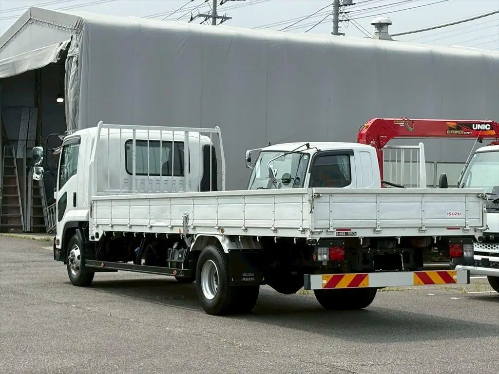 いすゞ フォワード 中型/増トン 平ボディ ベッド 2PG-FRR90S2の中古トラック画像6