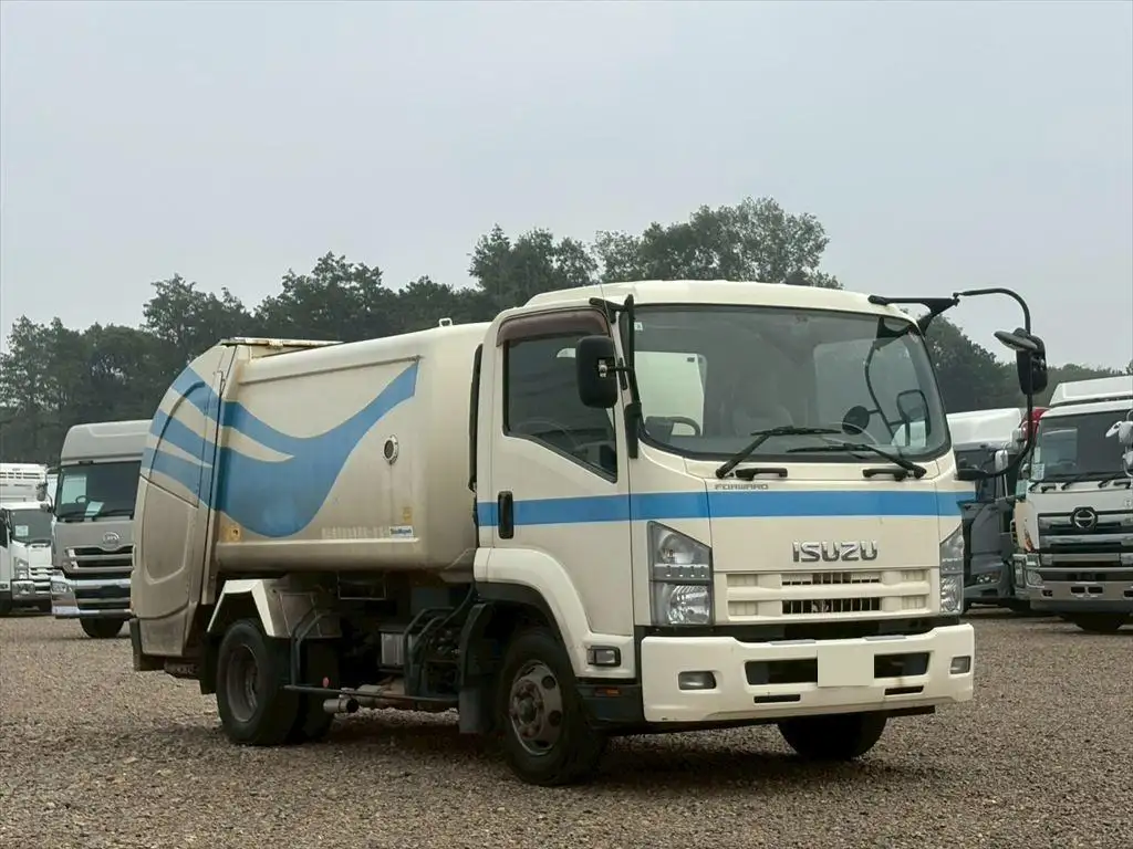 いすゞ フォワード 中型/増トン パッカー車 巻き込み式 回転ダンプ式の中古トラック画像2