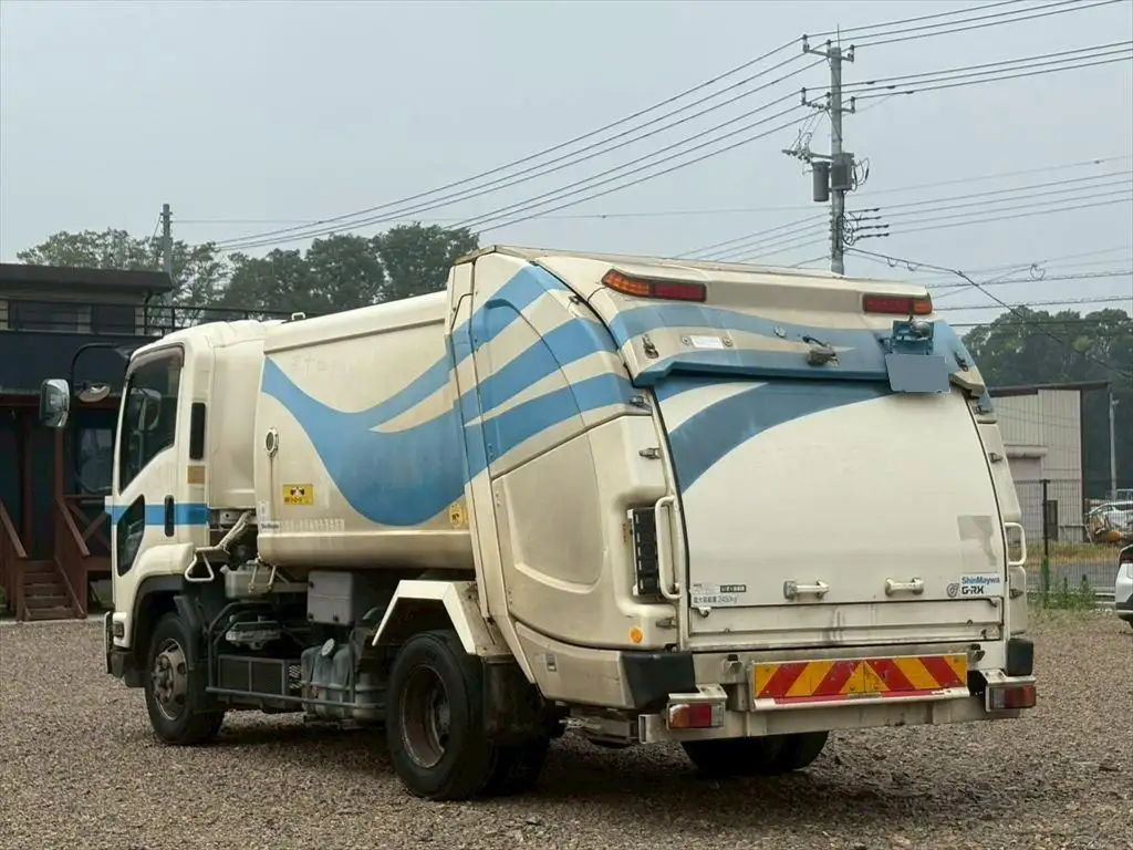 いすゞ フォワード 中型/増トン パッカー車 巻き込み式 回転ダンプ式の中古トラック画像4