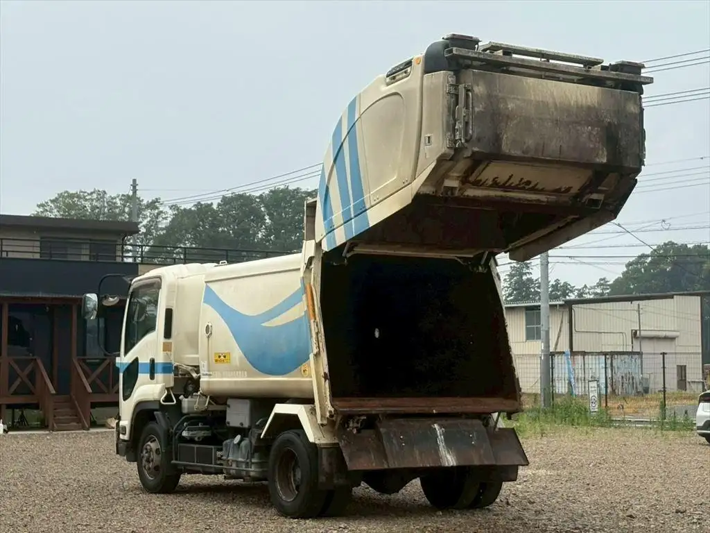 いすゞ フォワード 中型/増トン パッカー車 巻き込み式 回転ダンプ式の中古トラック画像5