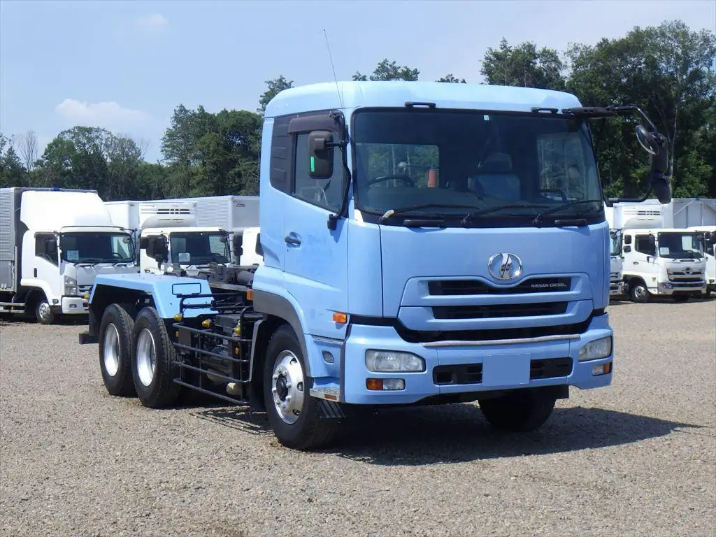 日産UD クオン 大型 アームロール ツインホイスト ベッドの中古トラック画像2