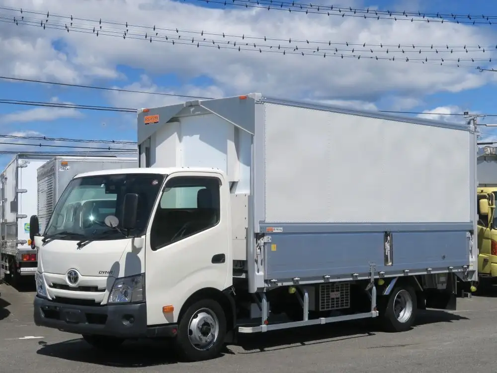 日野 デュトロ 小型 冷凍冷蔵 冷凍ウイング 低温 の中古トラック【車両No.191997】