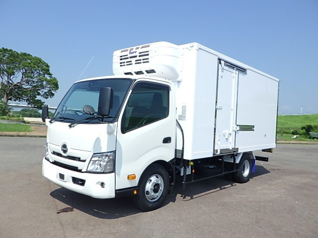 日野 デュトロ 小型 冷凍冷蔵 冷凍ウイング 低温 の中古トラック【車両No.191997】