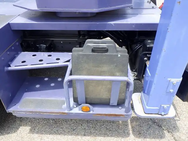 日野 デュトロ 小型 高所・建柱車 高所作業車 SKG-XZU640Fの中古トラック画像9