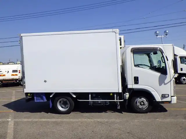 いすゞ エルフ 小型 冷凍冷蔵 低温 スタンバイの中古トラック画像3