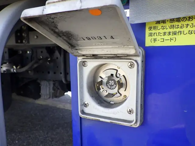 いすゞ エルフ 小型 冷凍冷蔵 低温 スタンバイの中古トラック画像9