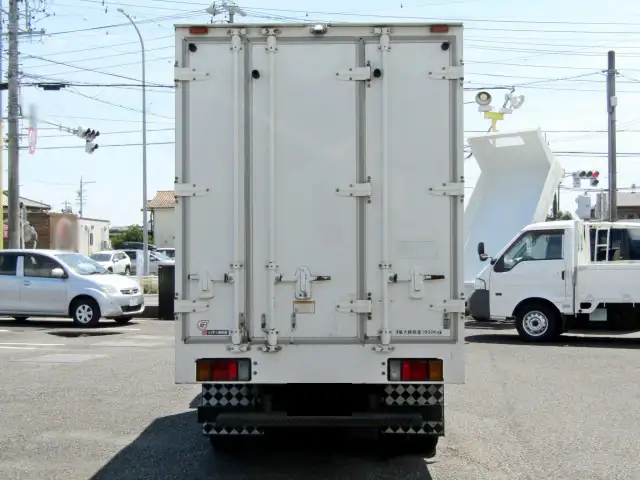 いすゞ エルフ 小型 冷凍冷蔵 低温 サイドドアの中古トラック画像4