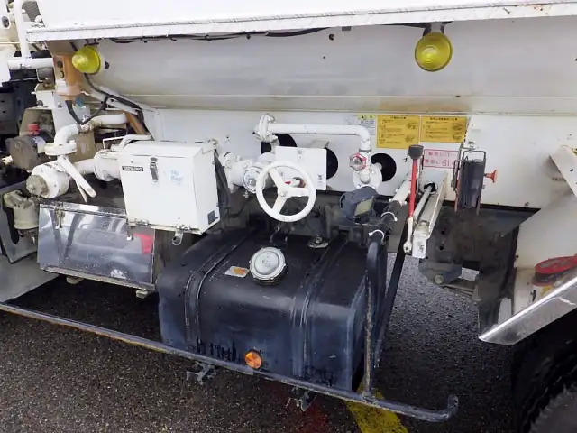 日野 レンジャー 中型/増トン タンク車 ローリー TKG-FC9JDAAの中古トラック画像8