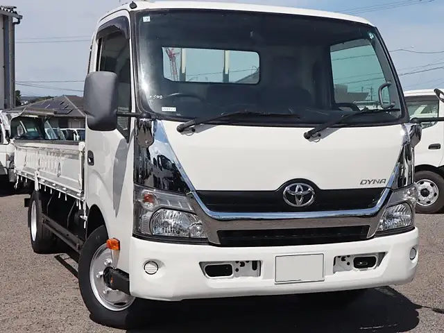 トヨタ ダイナ 小型 平ボディ TKG-XZU720 H26の中古トラック画像2