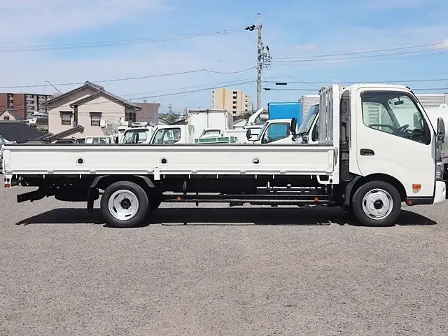 トヨタ ダイナ 小型 平ボディ TKG-XZU720 H26の中古トラック画像3