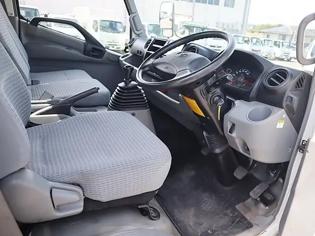 トヨタ ダイナ 小型 平ボディ TKG-XZU720 H26の中古トラック画像11