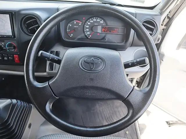 トヨタ ダイナ 小型 平ボディ TKG-XZU720 H26の中古トラック画像13