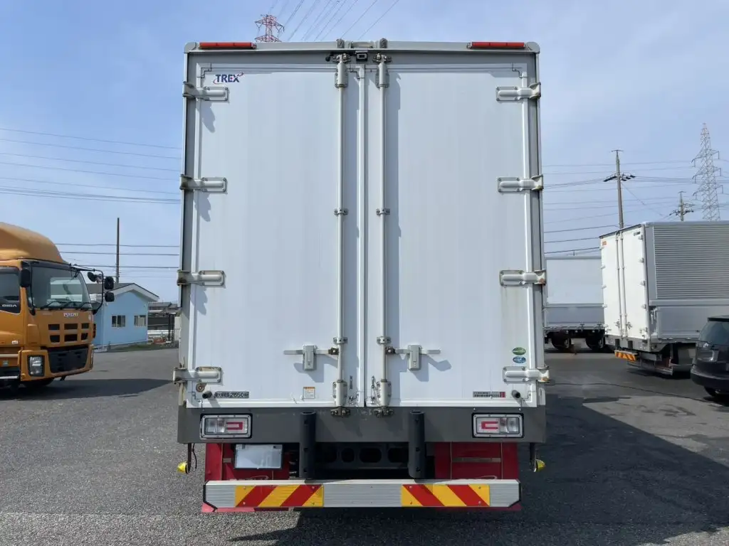 日野 レンジャー 中型/増トン ウイング エアサス ベッドの中古トラック画像4