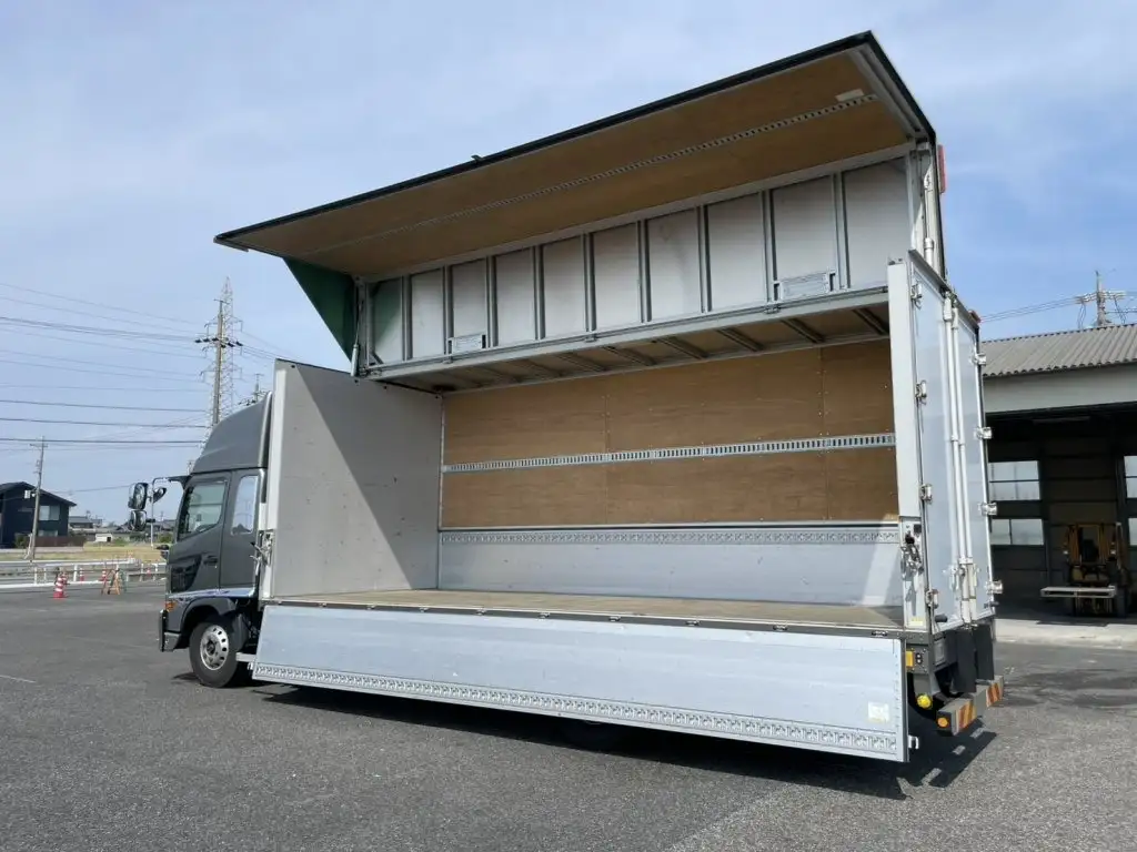 日野 レンジャー 中型/増トン ウイング エアサス ベッドの中古トラック画像8
