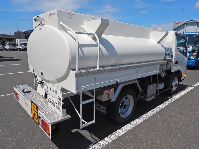日野 デュトロ 小型 タンク車 ローリー 2DG-XZU675Mの中古トラック画像3