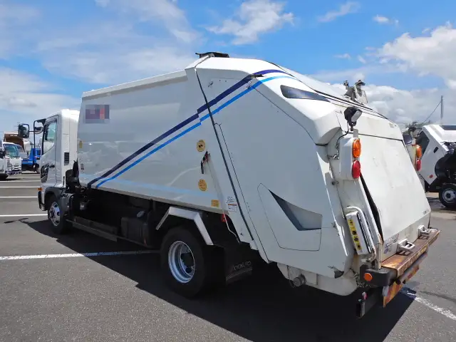 日野 レンジャー 中型/増トン パッカー車 プレス式 ベッドの中古トラック画像4