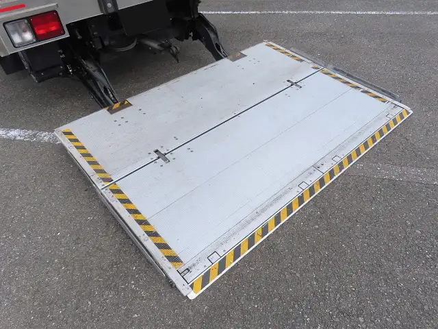 日野 レンジャー 中型/増トン 冷凍冷蔵 低温 パワーゲートの中古トラック画像12