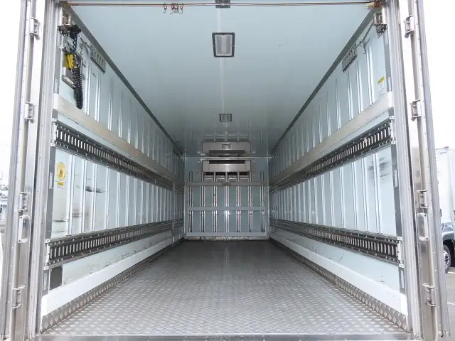 日野 レンジャー 中型/増トン 冷凍冷蔵 低温 パワーゲートの中古トラック画像9