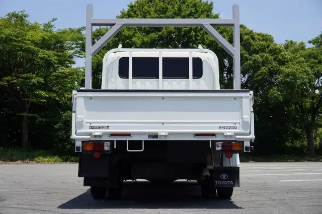 トヨタ ダイナ 小型 平ボディ Wキャブ 床鉄板の中古トラック画像4