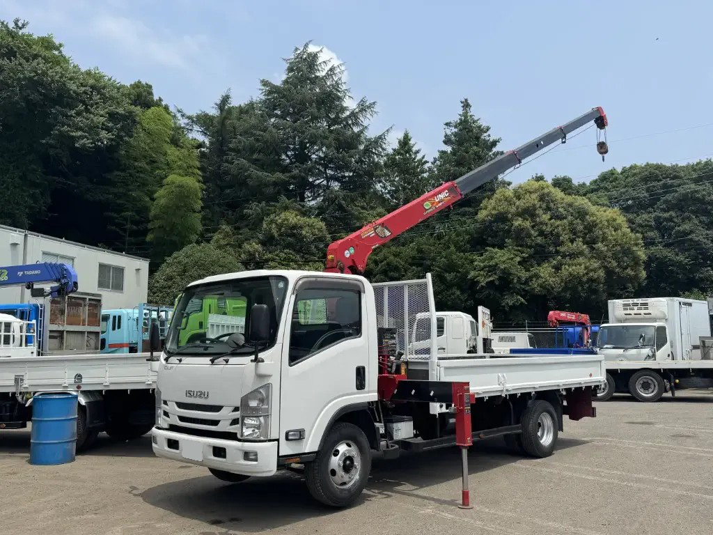 いすゞ エルフ 小型 クレーン付 床鉄板 4段 の中古トラック【車両No.182540】