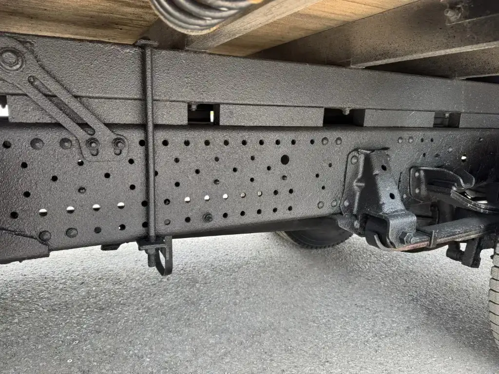 いすゞ エルフ 小型 クレーン付 4段 ラジコンの中古トラック画像像17