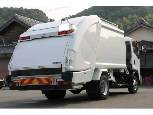 いすゞ エルフ 小型 パッカー車 プレス式 の中古トラック画像2