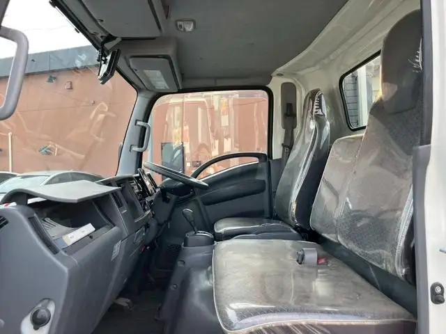 いすゞ エルフ 小型 平ボディ  H31/R1の中古トラック画像6