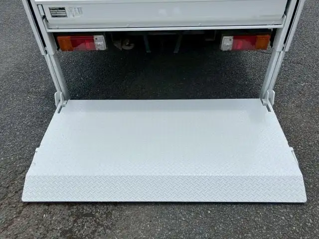 日野 デュトロ 小型 平ボディ パワーゲート の中古トラック画像6