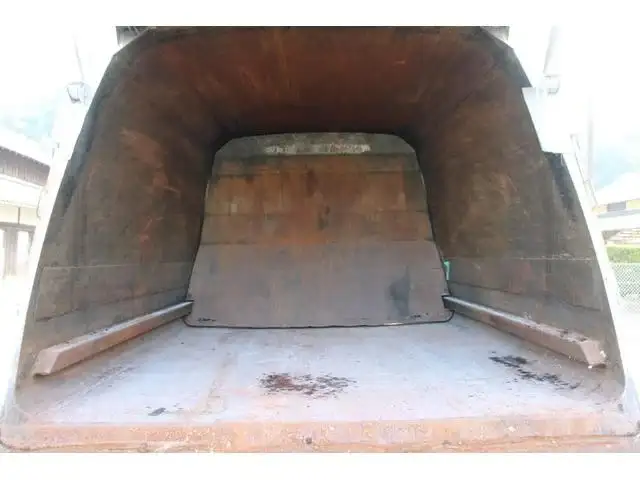 いすゞ フォワード 中型/増トン パッカー車 プレス式 の中古トラック画像6
