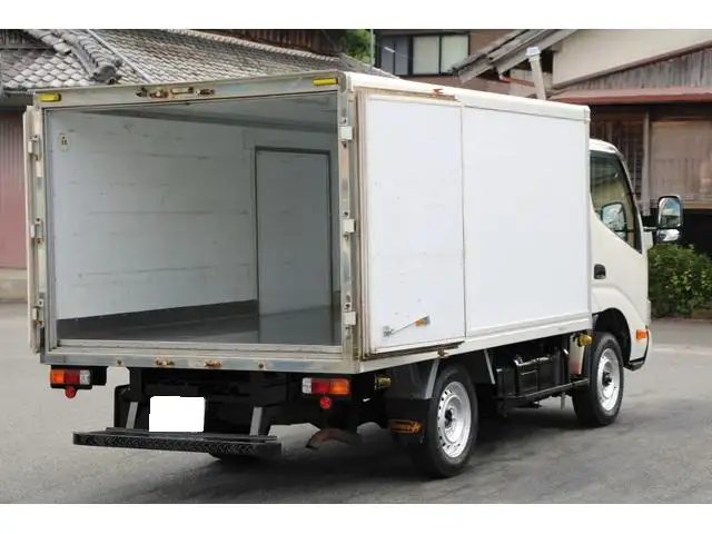 トヨタ ダイナ 小型 冷凍冷蔵 保冷 床ステンの中古トラック画像4
