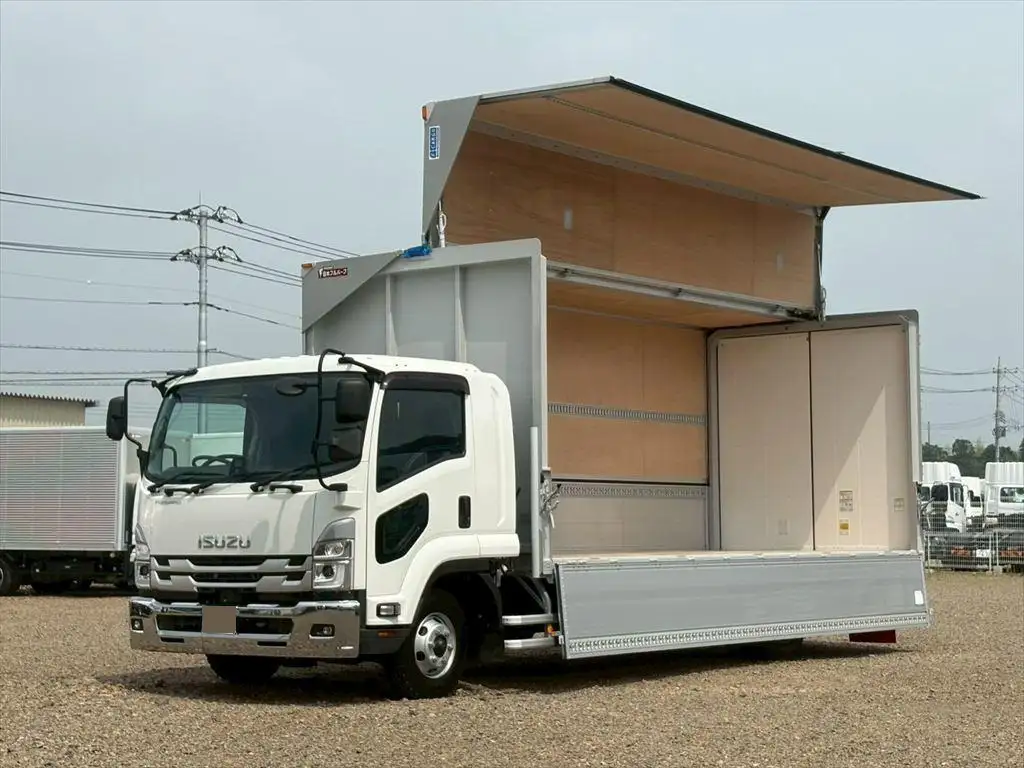 いすゞ フォワード 中型/増トン ウイング エアサス ベッドの中古トラック画像5