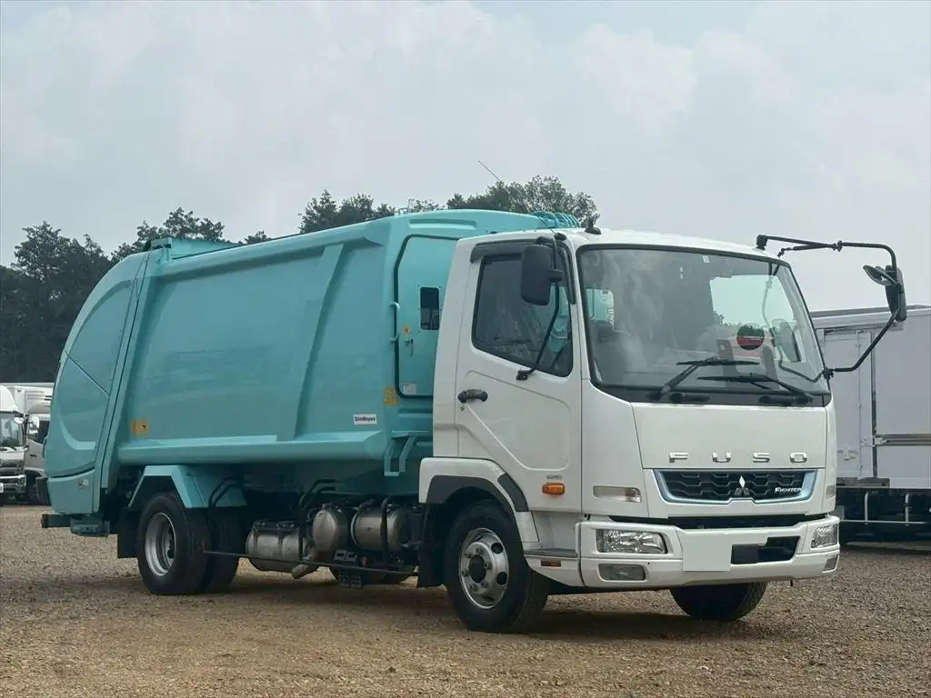 三菱 ファイター 中型/増トン パッカー車 プレス式 2KG-FK72Fの中古トラック画像2