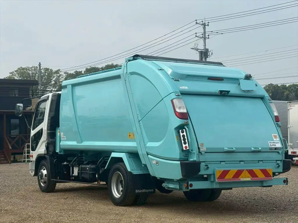 三菱 ファイター 中型/増トン パッカー車 プレス式 2KG-FK72Fの中古トラック画像4