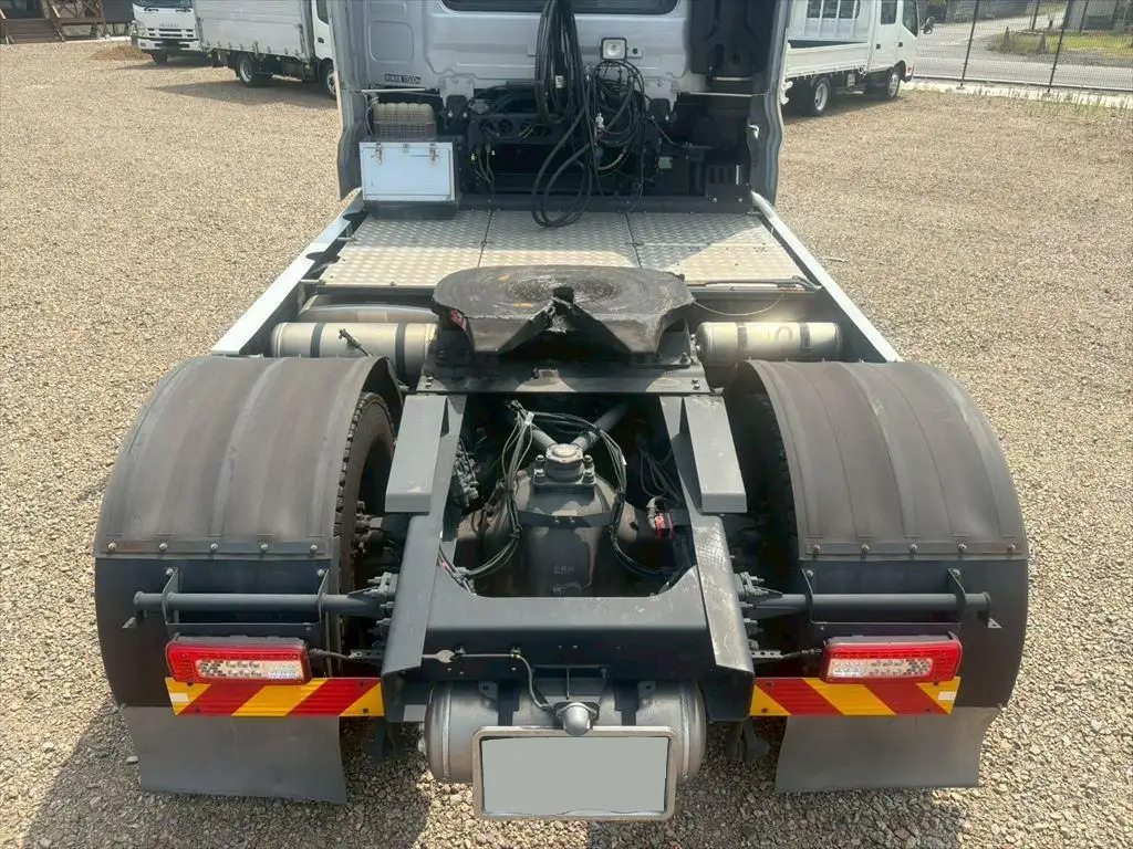 日産UD クオン 大型 トラクター ハイルーフ 1デフの中古トラック画像8