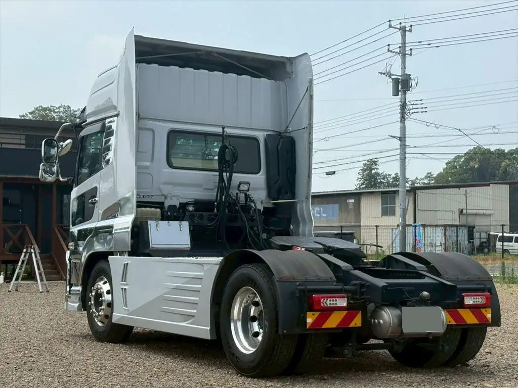日産UD クオン 大型 トラクター ハイルーフ 1デフの中古トラック画像4