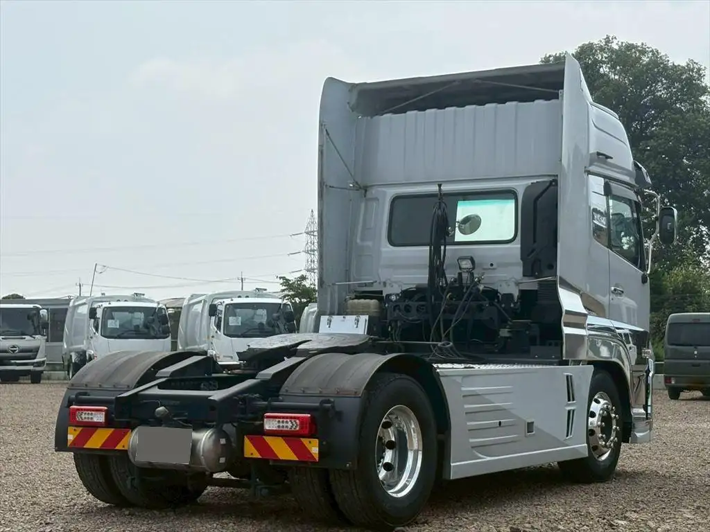 日産UD クオン 大型 トラクター ハイルーフ 1デフの中古トラック画像3