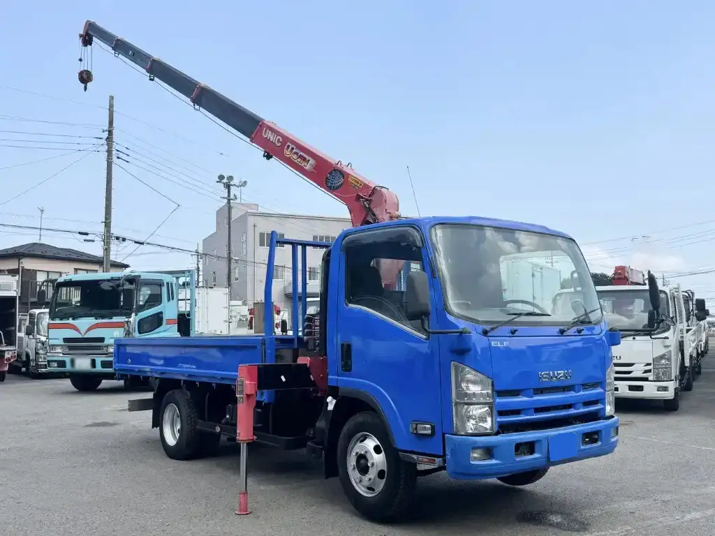 いすゞ エルフ 小型 クレーン付 床鉄板 5段の中古トラック画像2