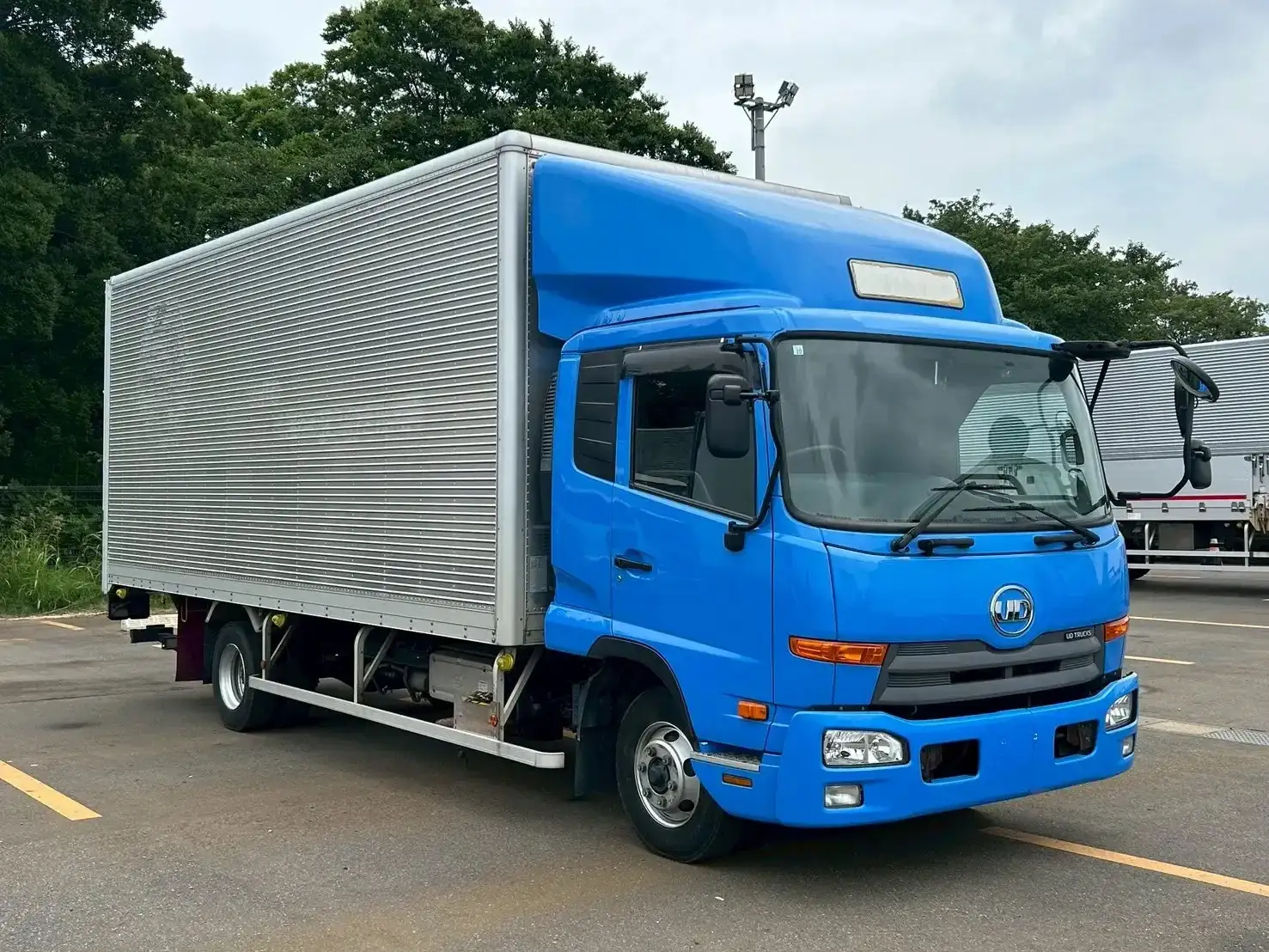 日産UD コンドル 中型/増トン アルミバン パワーゲート 床鉄板の中古トラック画像2
