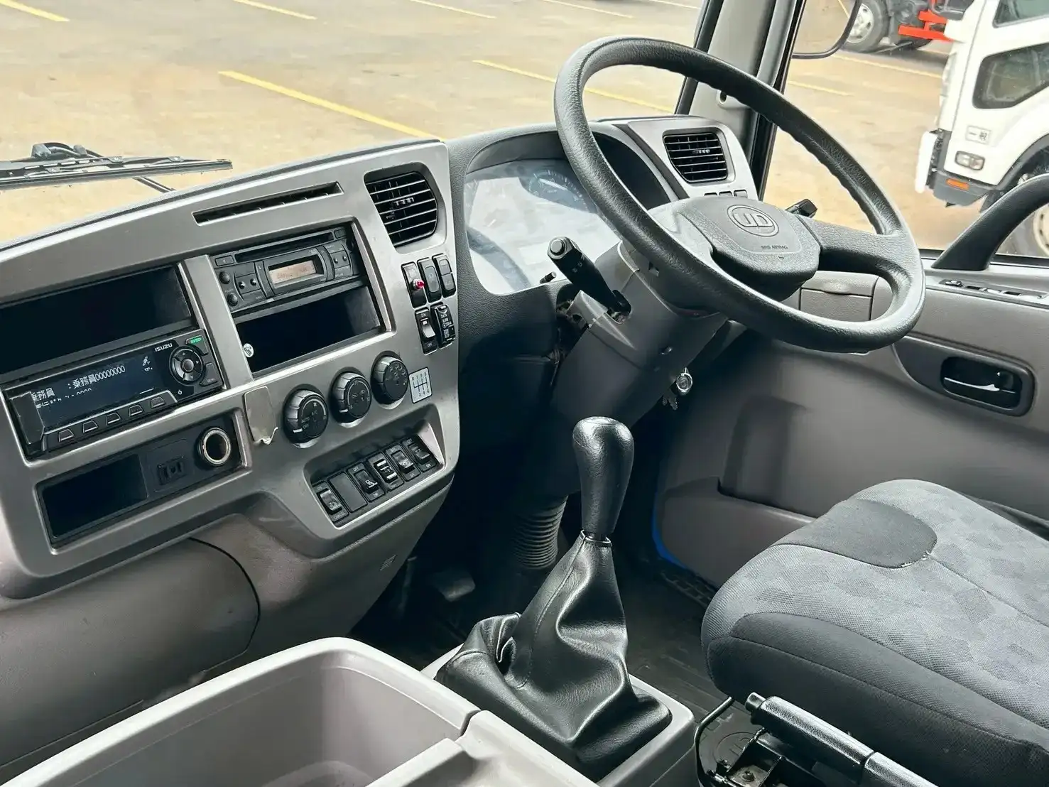 日産UD コンドル 中型/増トン アルミバン パワーゲート 床鉄板の中古トラック画像14