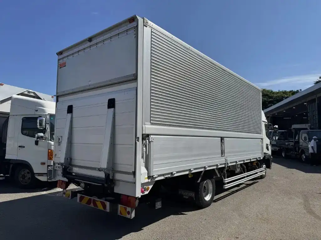 日野 レンジャー 中型/増トン ウイング パワーゲート ベッドの中古トラック画像3