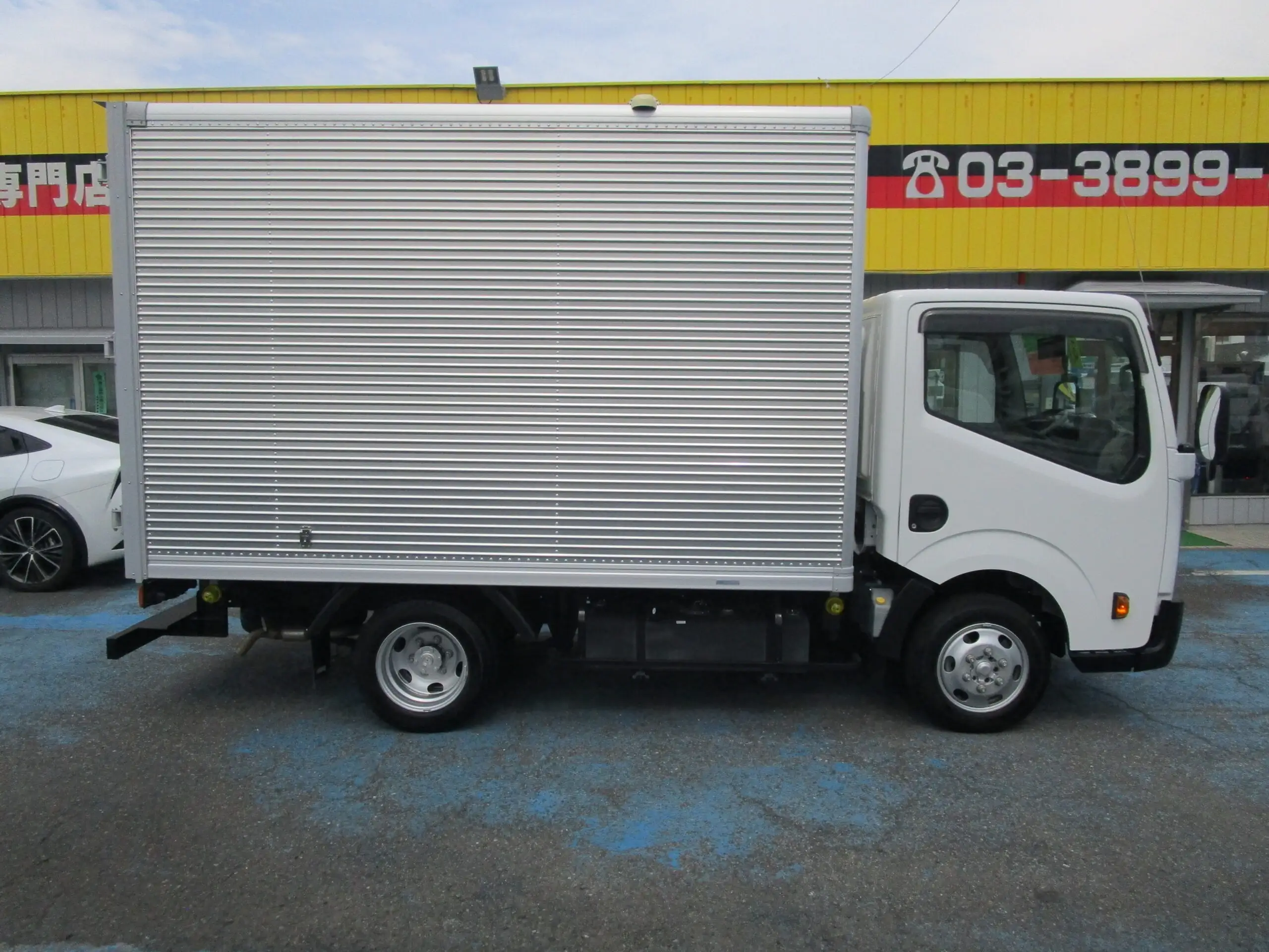 日産 アトラス 小型 アルミバン CBF-SQ2F24 H31/R1の中古トラック画像3